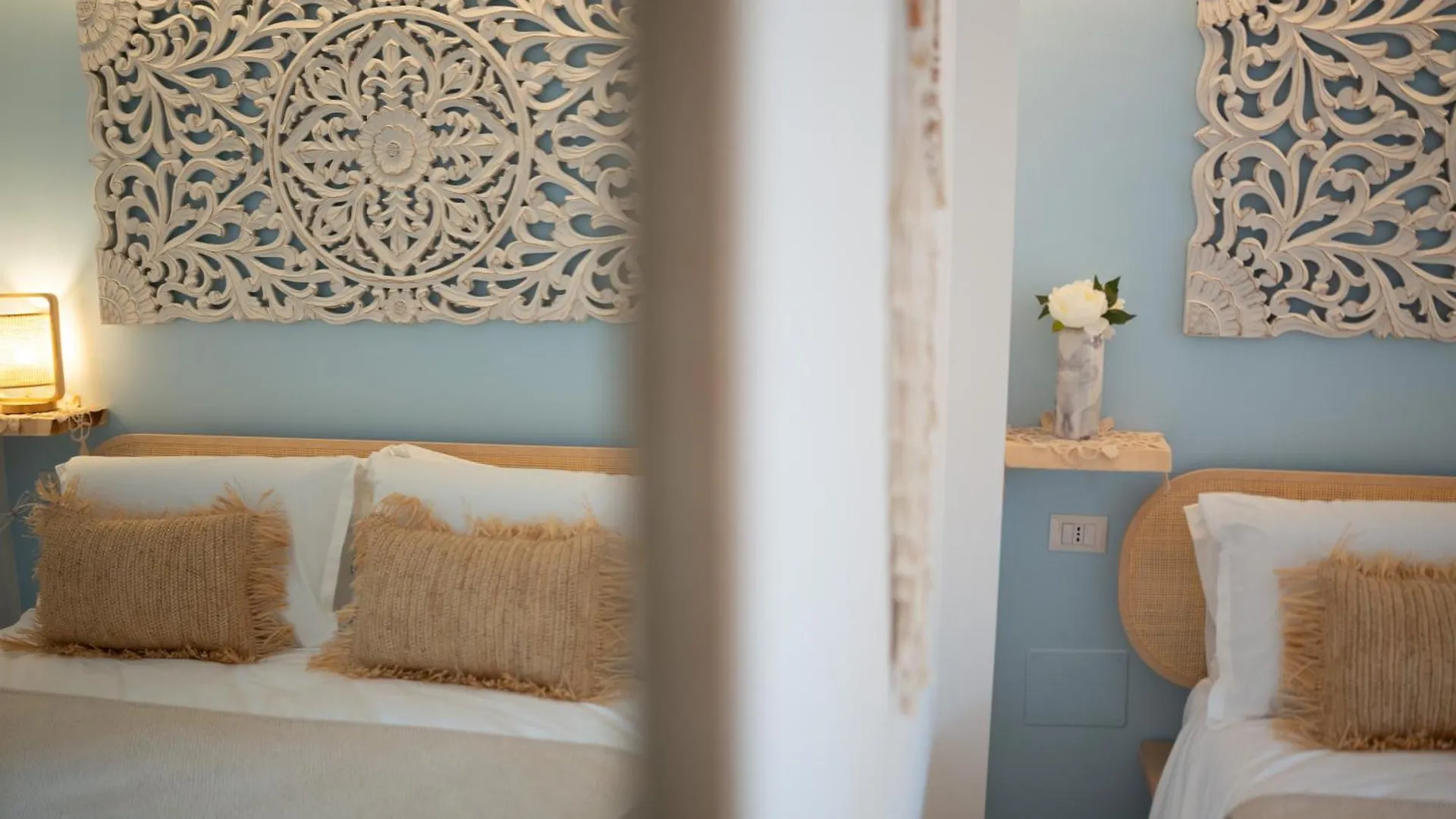 Amare Luxury Suite And Room Vista Mare Bari 0*,  Italy